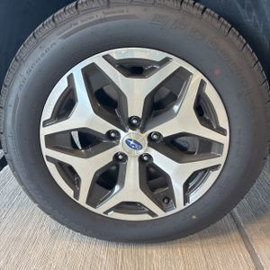 صورة مصغرة 17 لـ 2020 Subaru FORESTER PREMIUM