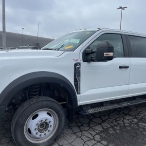 FORD F-550 CHASSIS XL - 2