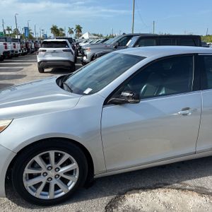 2013 Chevrolet MALIBU LT — фото 2