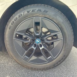 صورة مصغرة 18 لـ 2023 BMW IX XDRIVE50
