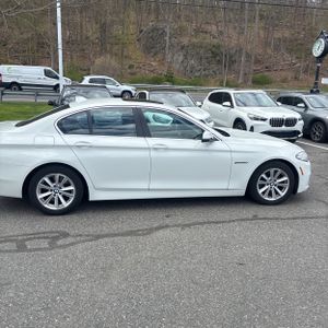 BMW 528I XDRIVE - 10