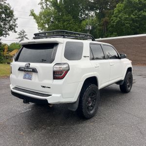 TOYOTA 4RUNNER - 8