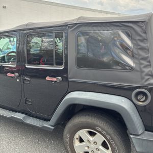 صورة 6 لـ 2016 JEEP WRANGLER UNLIMITED SPORT