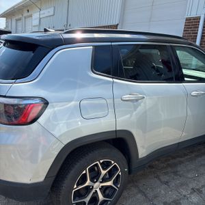 صورة 9 لـ 2024 JEEP COMPASS LIMITED