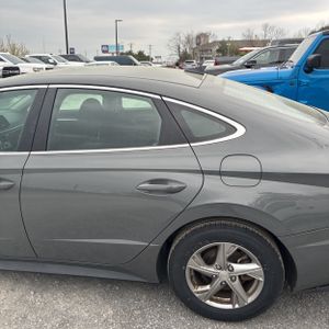 HYUNDAI SONATA SE - 6