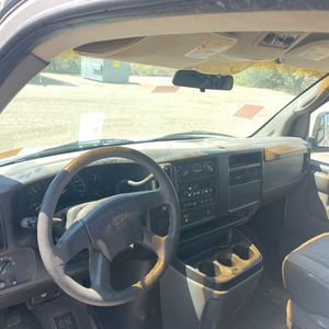 2004 Chevrolet EXPRESS 缩略图 35