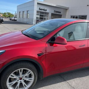 TESLA MODEL Y LONG RANGE - 2
