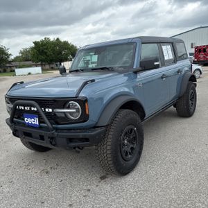 FORD BRONCO WILDTRAK - 1