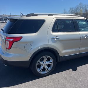 FORD EXPLORER LIMITED - 9