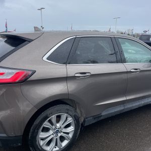 FORD EDGE TITANIUM - 9