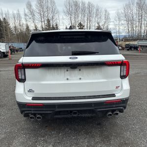FORD EXPLORER ST - 7