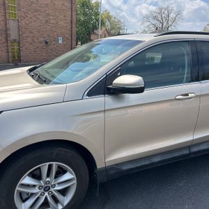 FORD EDGE SEL - 2