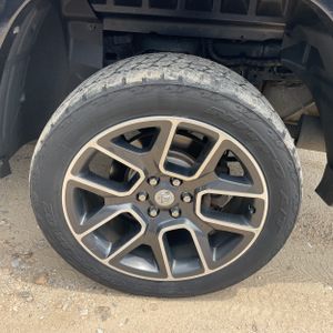 صورة مصغرة 17 لـ 2019 RAM 1500 LARAMIE