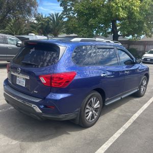 صورة 8 لـ 2018 Nissan PATHFINDER SV