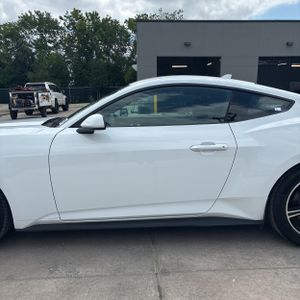 FORD MUSTANG ECOBOOST - 4