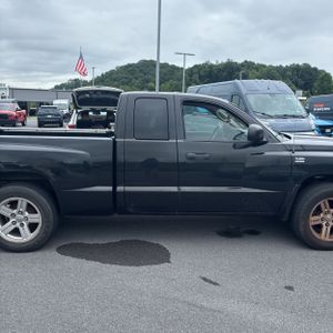 2010 Dodge DAKOTA BIGHORN/LONESTAR — миниатюра 11