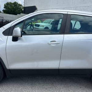 CHEVROLET TRAX - 4