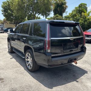 صورة 5 لـ 2015 Cadillac ESCALADE LUXURY
