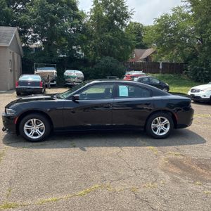 2022 Dodge CHARGER SXT 照片 3