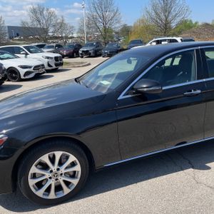 MERCEDES-BENZ E-CLASS - 2