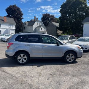 صورة 10 لـ 2016 Subaru FORESTER 2.5I