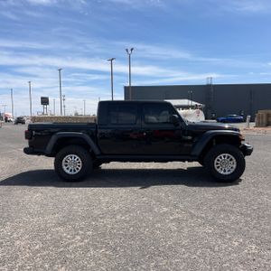 JEEP GLADIATOR - 10