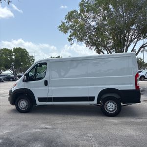 صورة 3 لـ 2025 RAM PROMASTER 2500 TRADESMAN