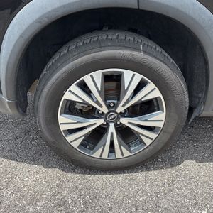 2023 Nissan ROGUE SV — миниатюра 19