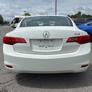 صورة 7 لـ 2013 Acura ILX 2.0L W/TECH