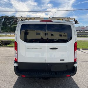 FORD TRANSIT CARGO 150 - 7