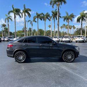 MERCEDES-BENZ GLC - 10