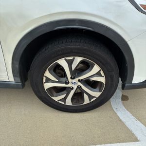 2021 Subaru OUTBACK LIMITED — фото 20