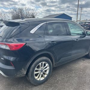 FORD ESCAPE SE - 9