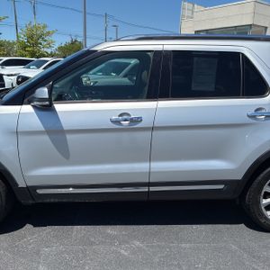 FORD EXPLORER LIMITED - 4