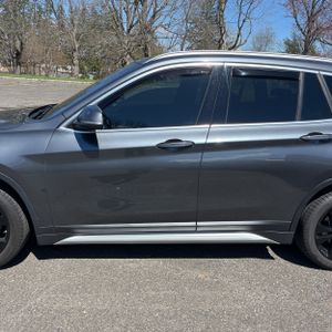 BMW X1 XDRIVE28I - 4