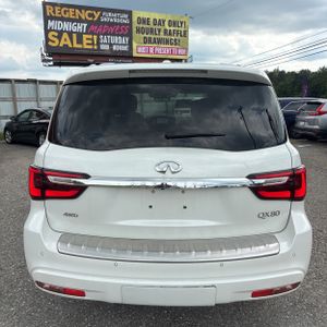 صورة 7 لـ 2021 Infiniti QX80 LUXE