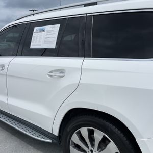 MERCEDES-BENZ GLS - 6