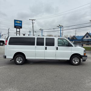 CHEVROLET EXPRESS LT 3500 - 10