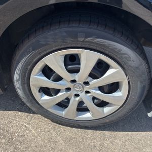 صورة مصغرة 18 لـ 2025 Toyota COROLLA LE