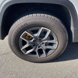 2022 Rivian R1T LAUNCH EDITION — миниатюра 19