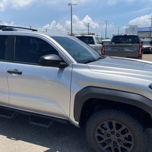 2026 Toyota 4RUNNER SR5 — миниатюра 13