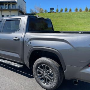 TOYOTA TUNDRA - 6