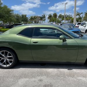 DODGE CHALLENGER GT - 10