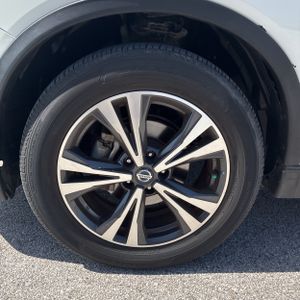 2018 Nissan ROGUE SL — миниатюра 17