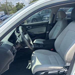 صورة مصغرة 31 لـ 2023 Honda CIVIC LX