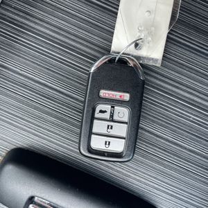 صورة 53 لـ 2016 Honda PILOT EX-L