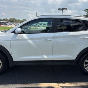2019 Hyundai TUCSON VALUE — фото 4