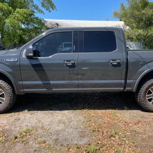 FORD F-150 XLT - 4