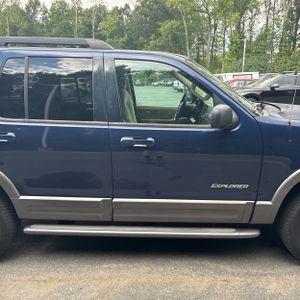 صورة 11 لـ 2005 FORD EXPLORER XLT