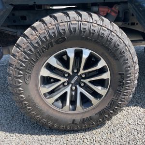 صورة مصغرة 19 لـ 2019 FORD F-150 RAPTOR